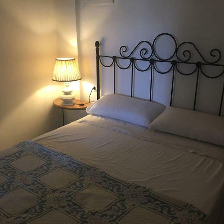 Domus Valencia Apartamentos Centro Frente A Torres De Serrano Eksteriør billede