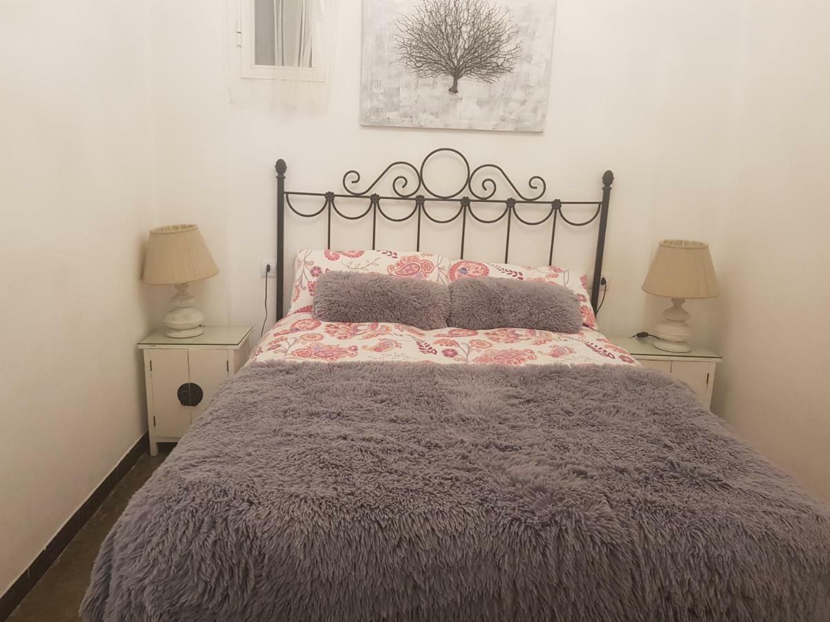 Domus Valencia Apartamentos Centro Frente A Torres De Serrano Eksteriør billede