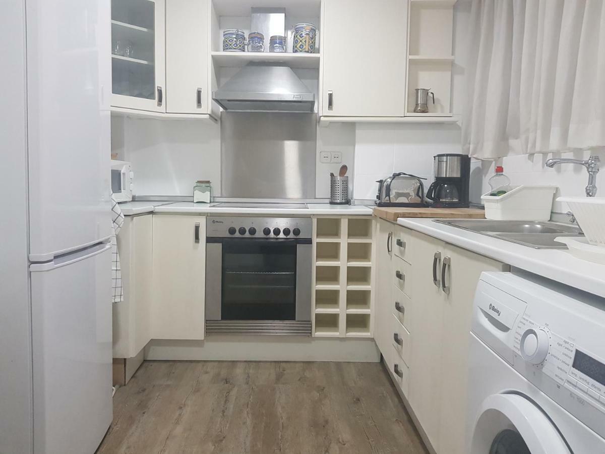 Domus Valencia Apartamentos Centro Frente A Torres De Serrano Eksteriør billede